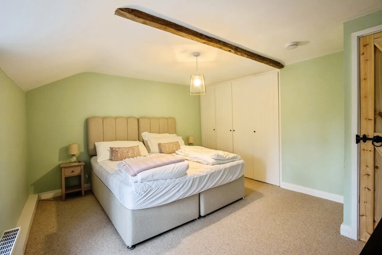 Hill Road, Newmillerdam, Wakefield, West Yorkshire, WF2, photo 10
