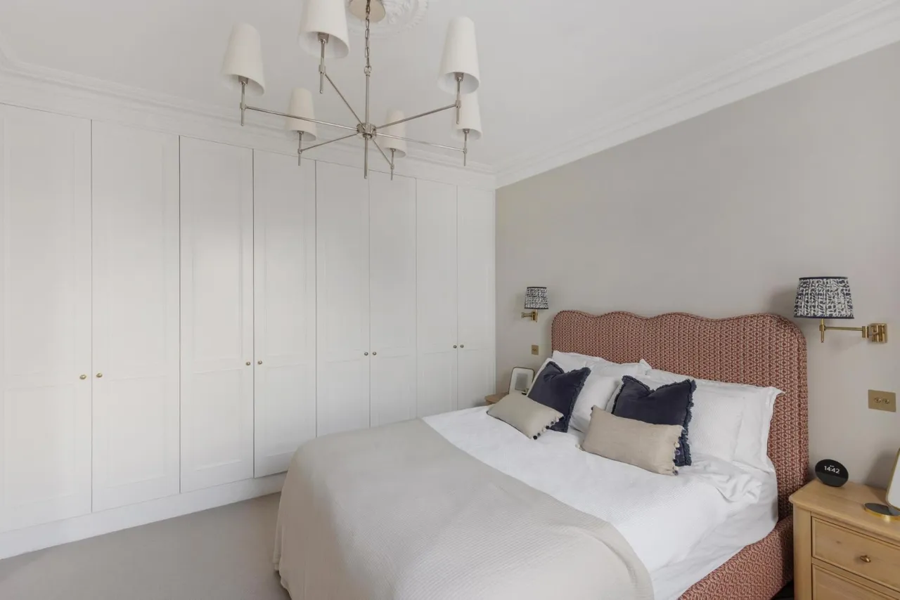 Forthbridge Road, London, SW11, photo 12