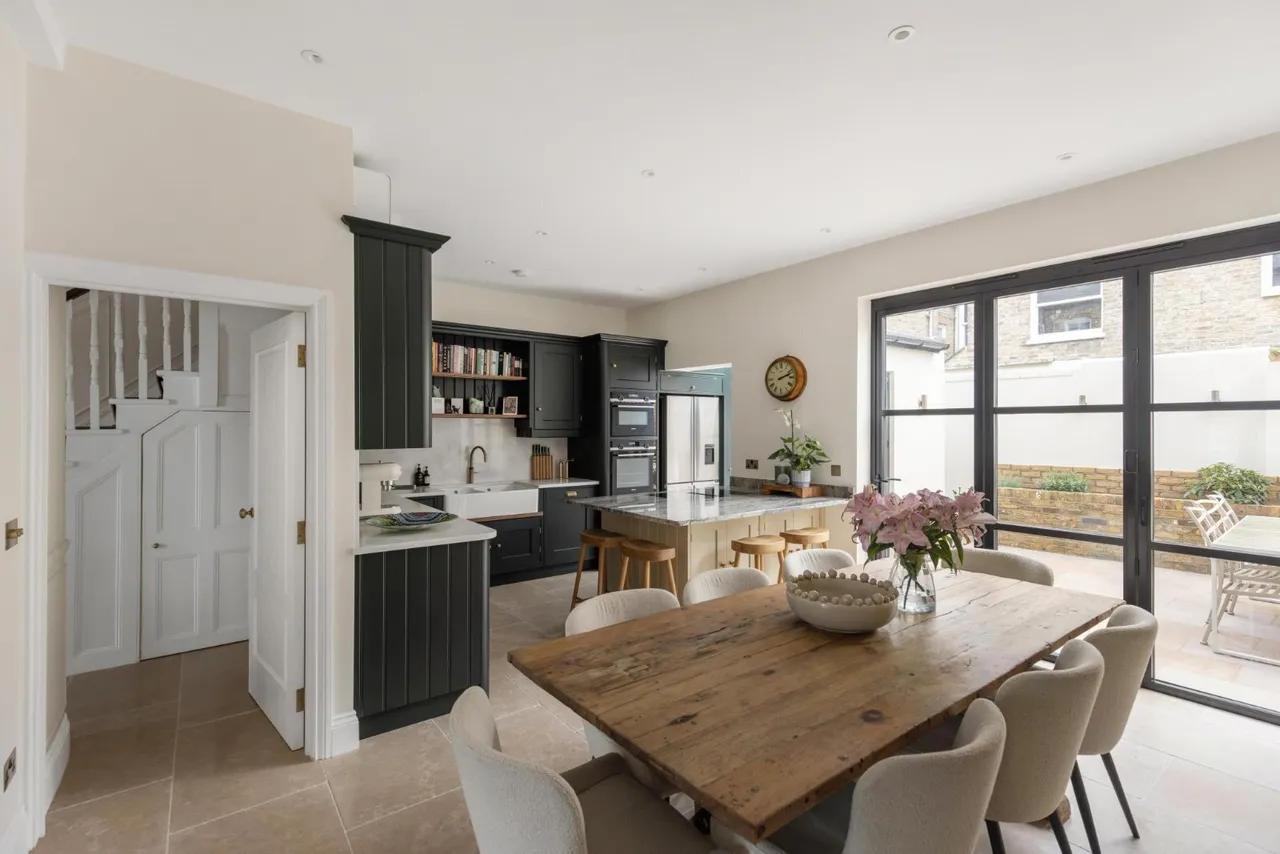 Forthbridge Road, London, SW11, photo 10