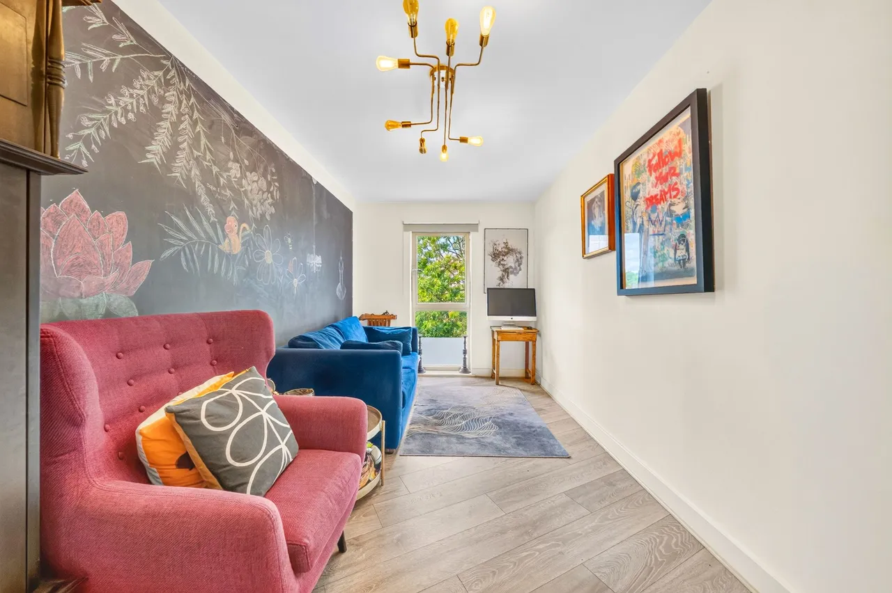 Katherine Close, London, N4, photo 15
