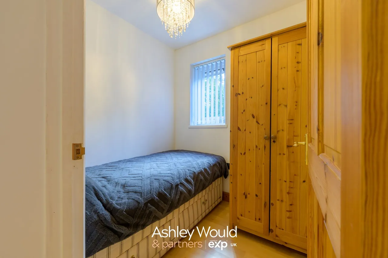 Stuarts Way, Birmingham, B32, photo 12