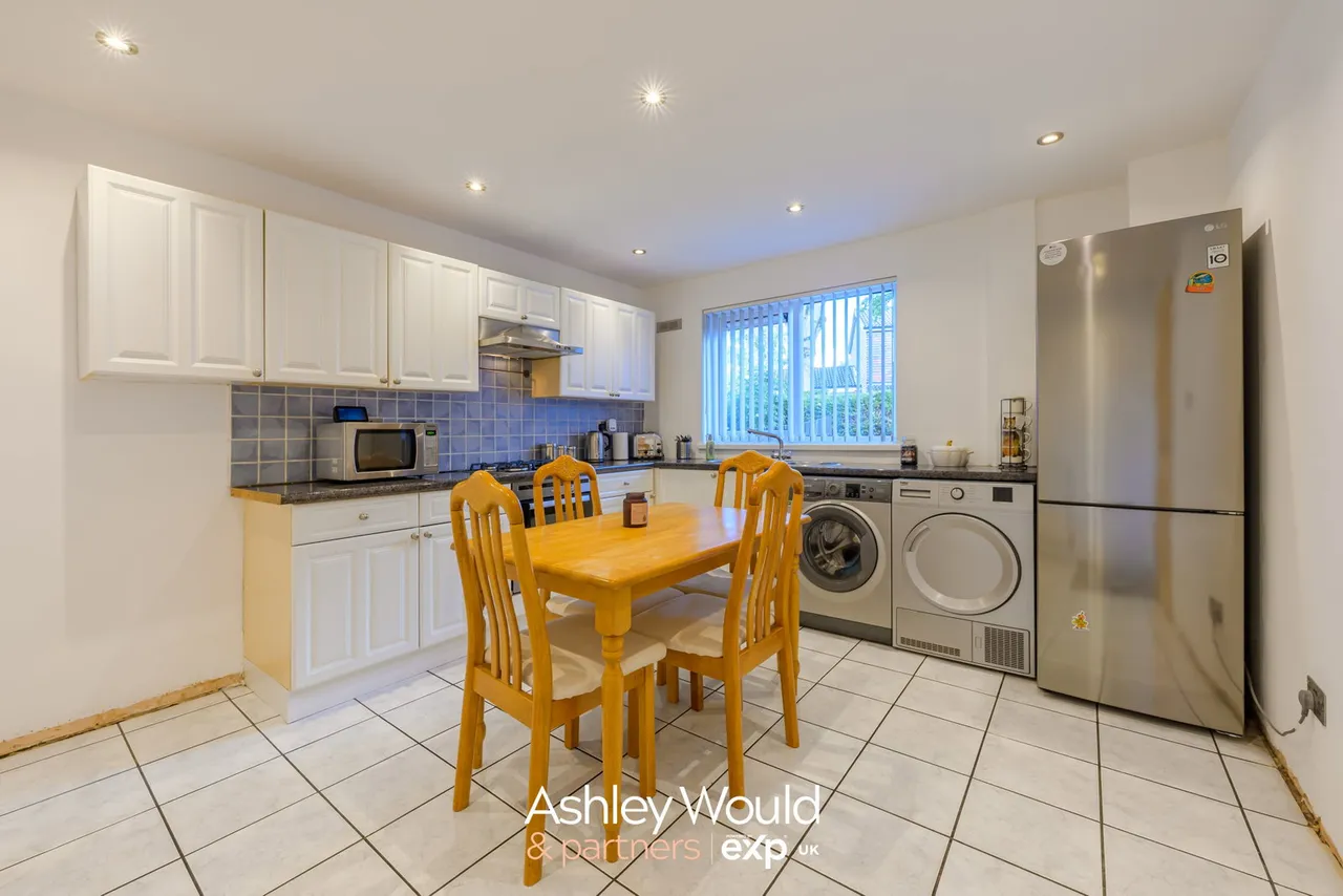 Stuarts Way, Birmingham, B32, photo 2