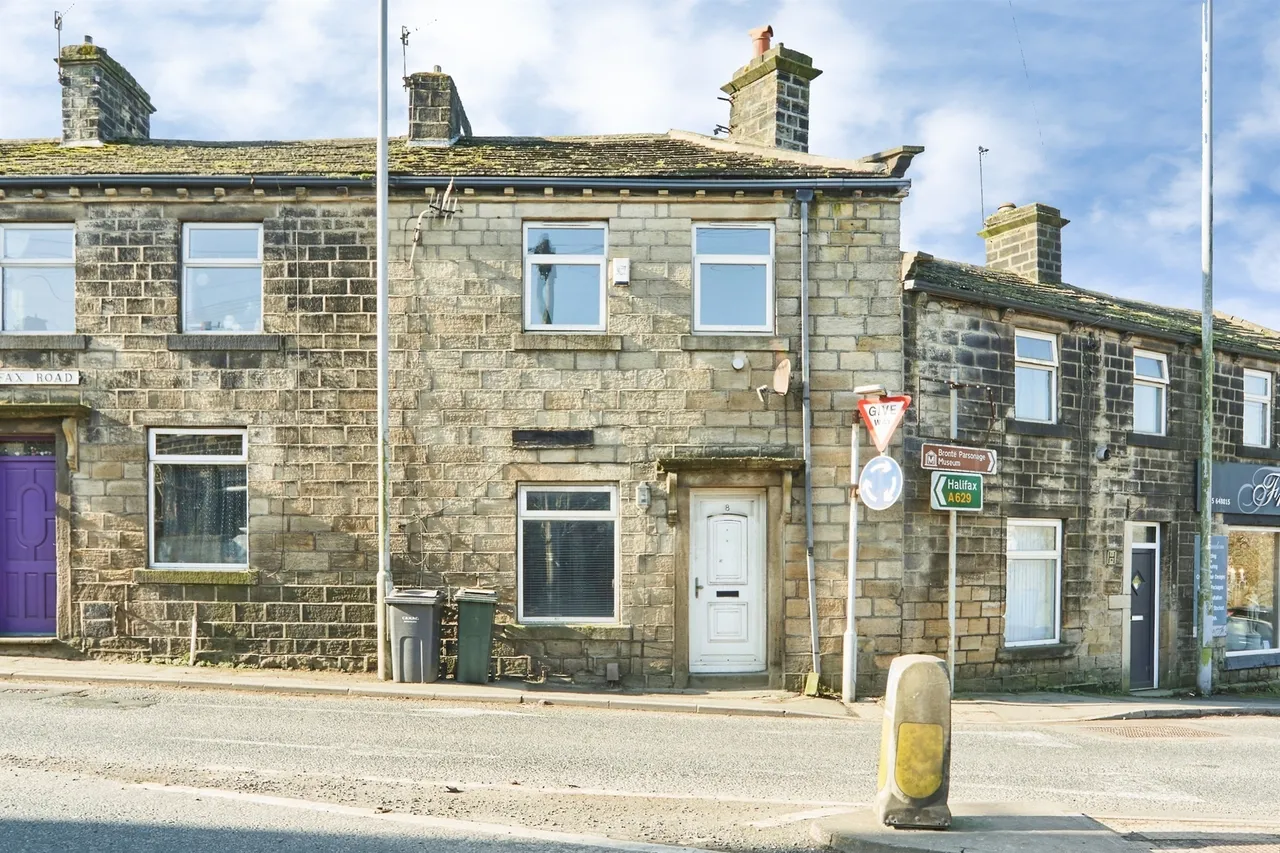 1 bed house for sale — Halifax Road, Cross Roads, Keighley