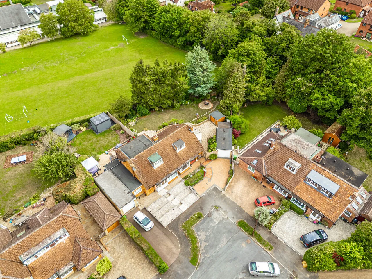 Wick Avenue, Wheathampstead, AL4, photo 13