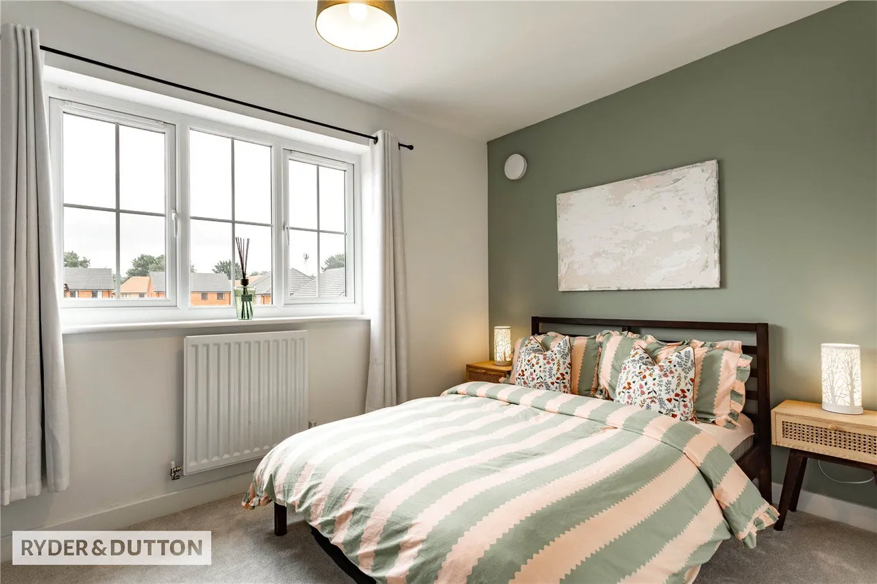 Franks Close, Castleton, OL11, photo 11
