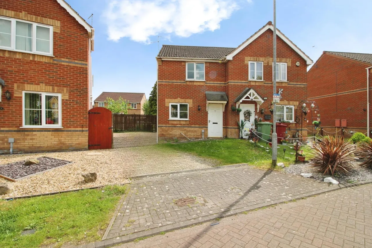Gloucester Court, Scunthorpe, DN15, photo 18