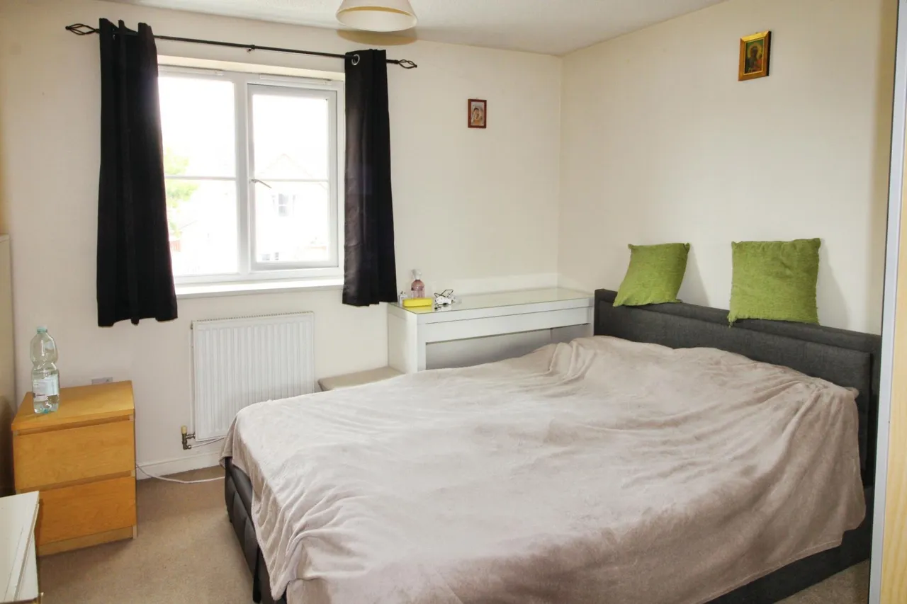 Gloucester Court, Scunthorpe, DN15, photo 8