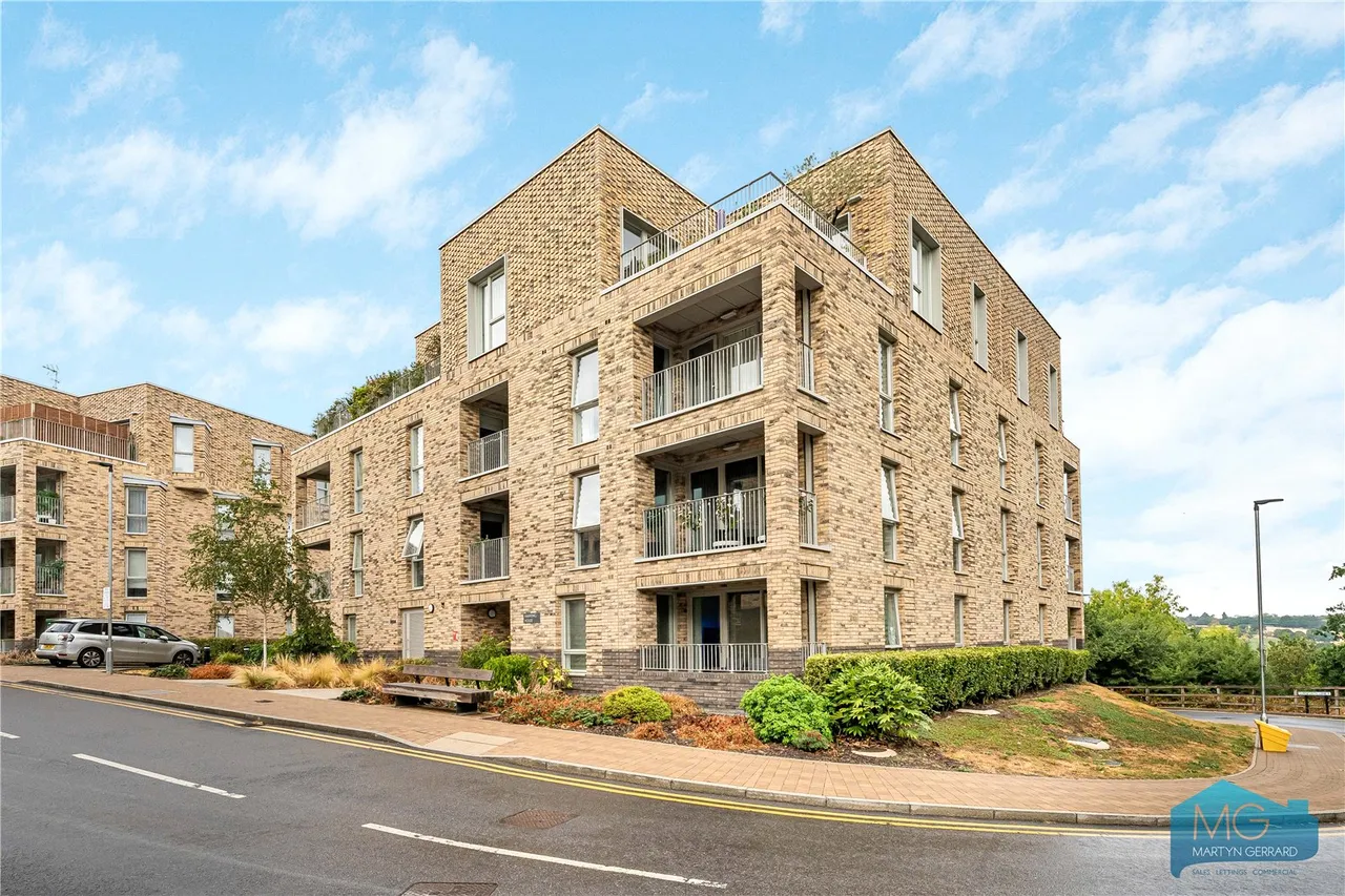 Cornforth Lane, London, NW7, photo 28