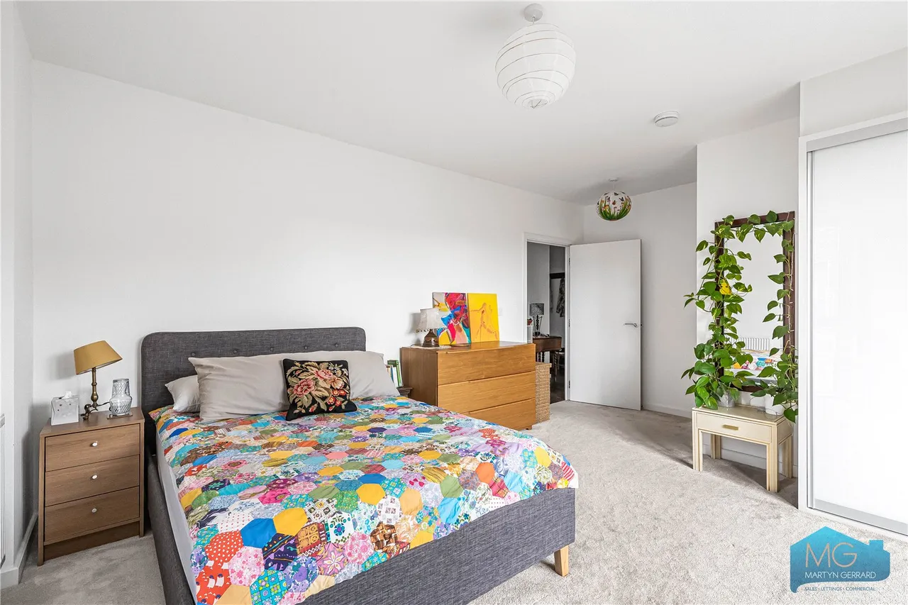 Cornforth Lane, London, NW7, photo 19