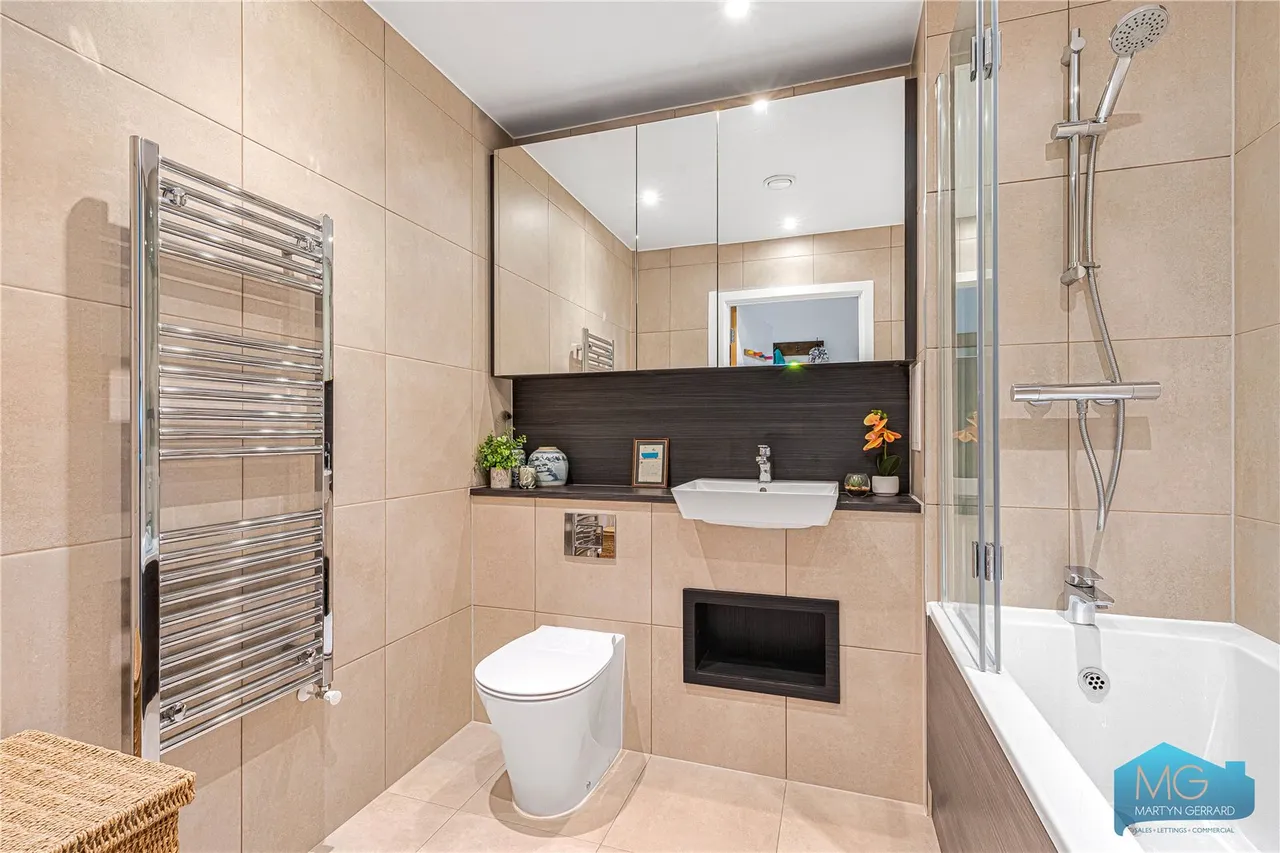 Cornforth Lane, London, NW7, photo 5
