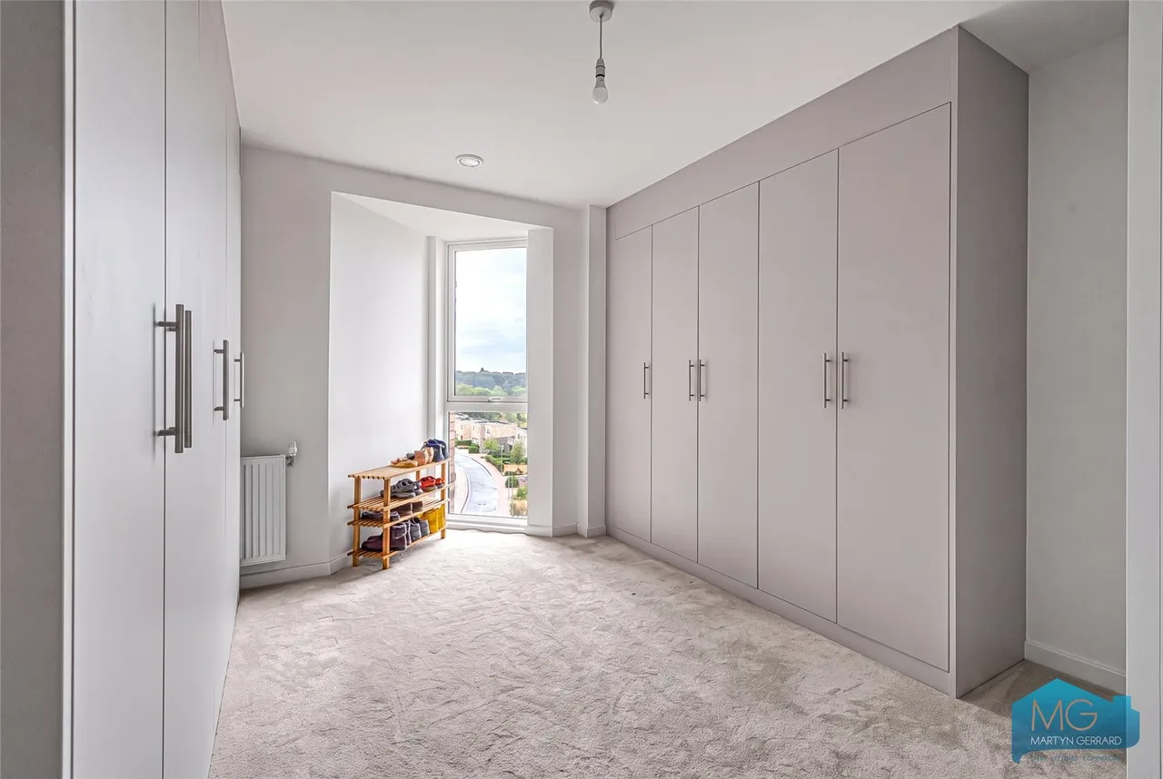 Cornforth Lane, London, NW7, photo 29