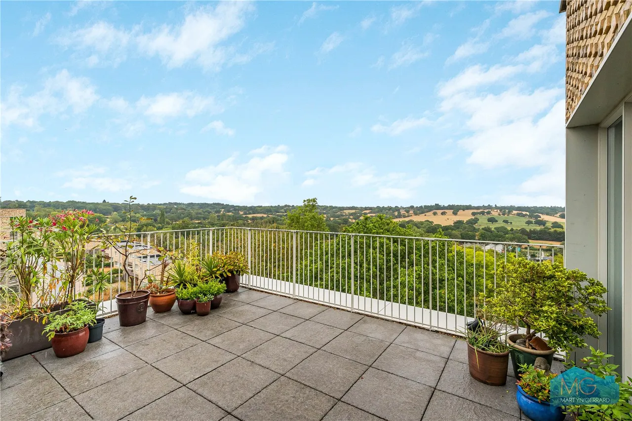 Cornforth Lane, London, NW7, photo 8