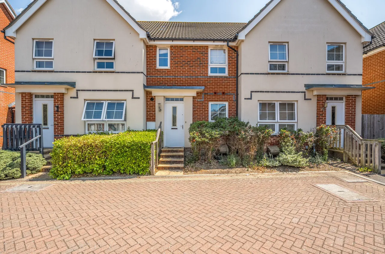 2 bed house for sale, Quicksilver Street, Worthing, BN13