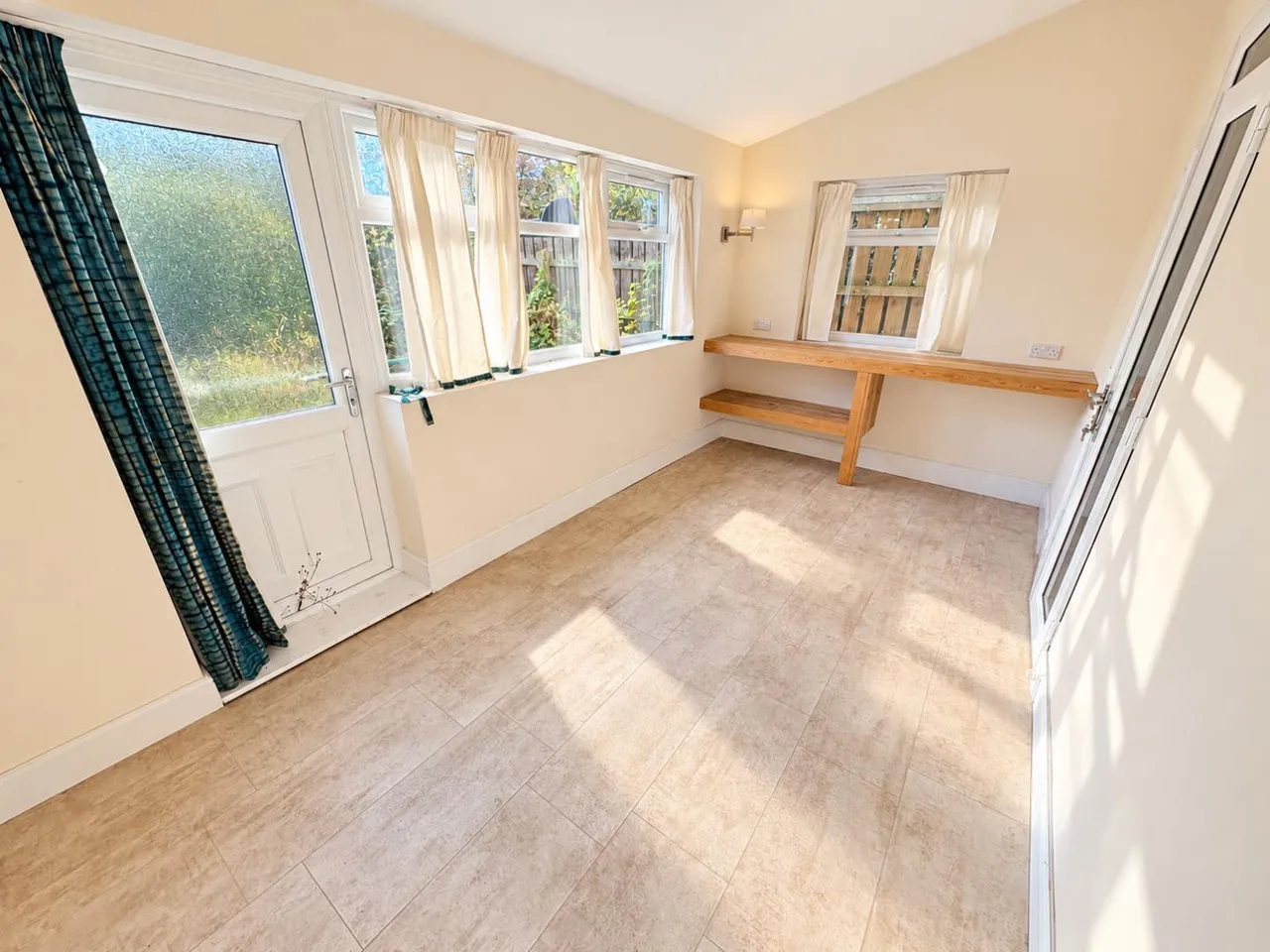 Aldin Grange Terrace, Bearpark, DH7, photo 4