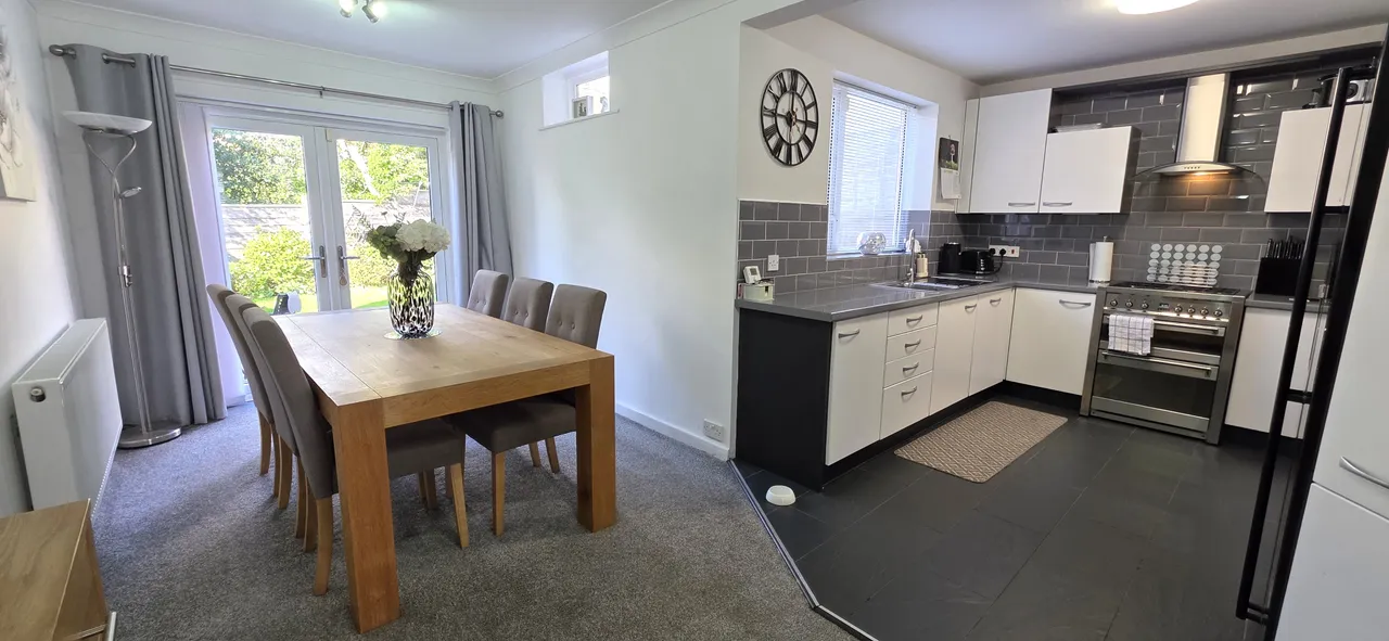 Rushton Drive, Marple, SK6, photo 3