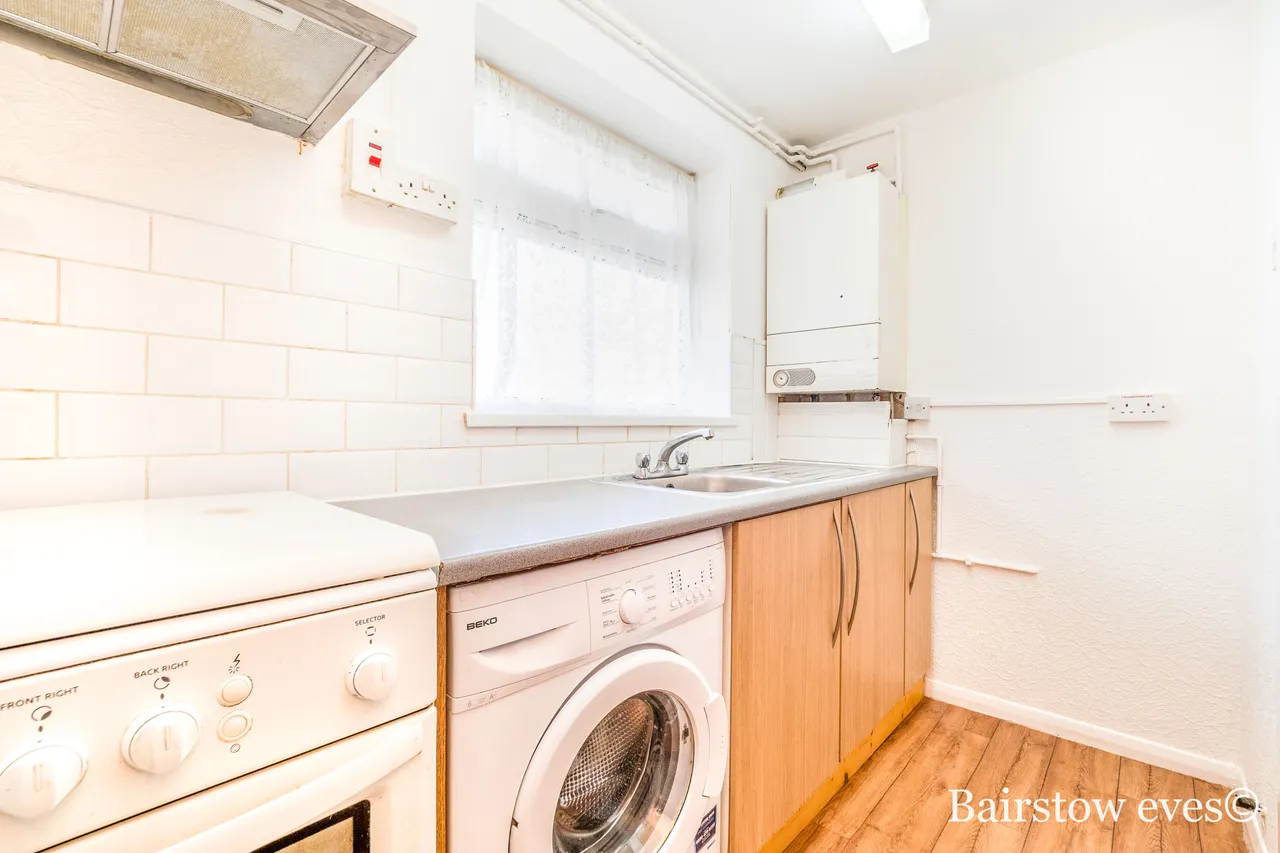 Florence Root House, Redbridge IG4 5HB, photo 6