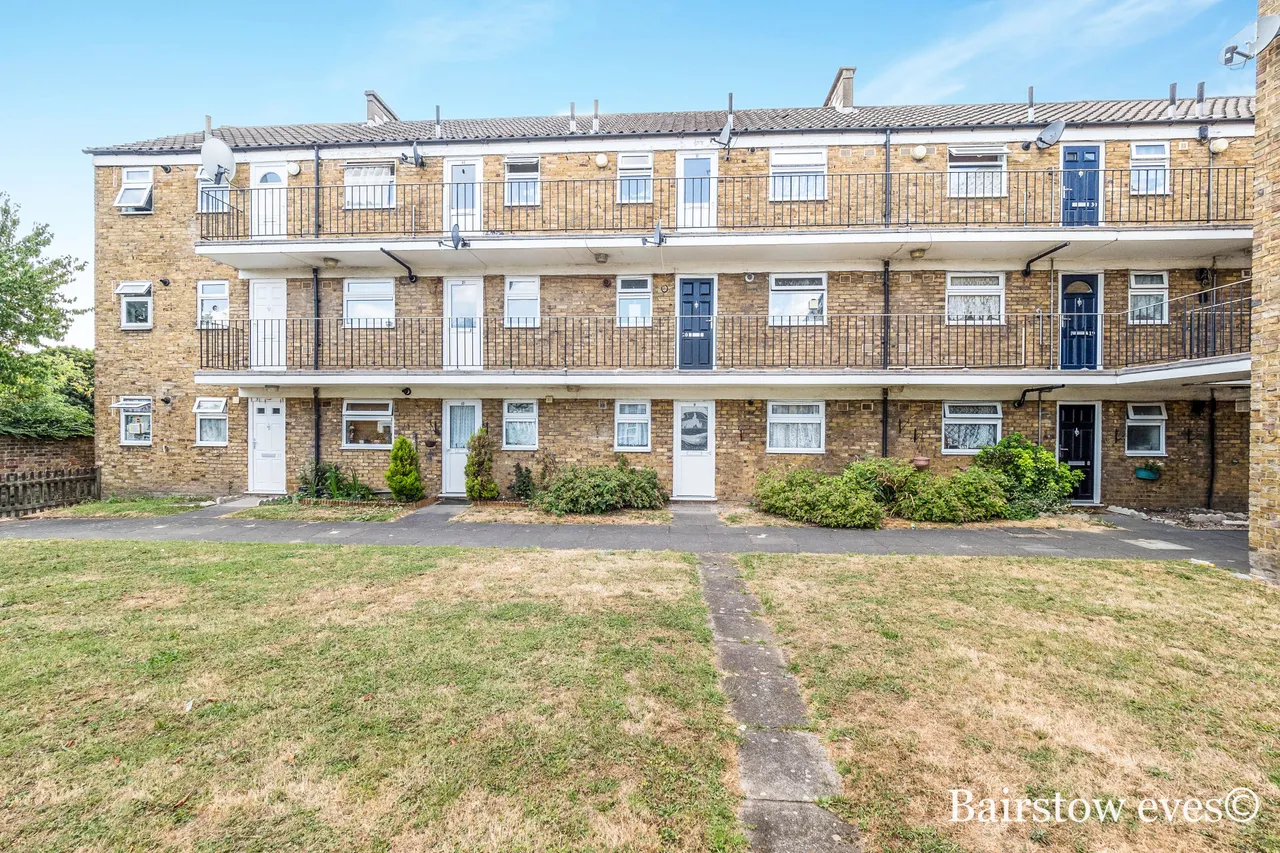 Florence Root House, Redbridge IG4 5HB, photo 8