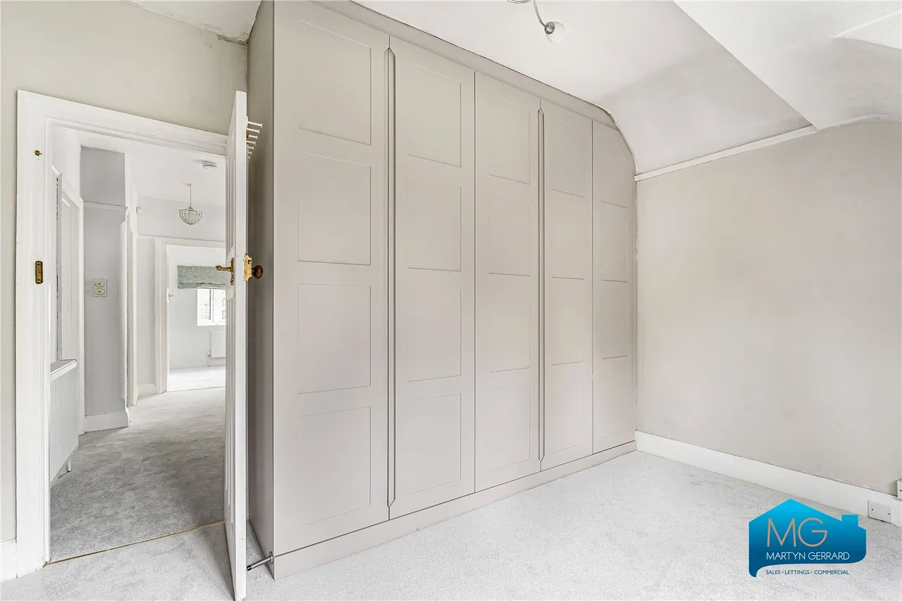 High Road, Whetstone, N20, photo 10