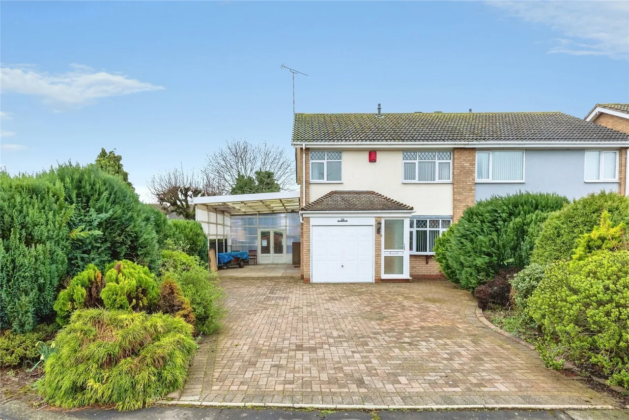 3 bed house for sale — Lumsden Close, Coventry, West Midlands, CV2