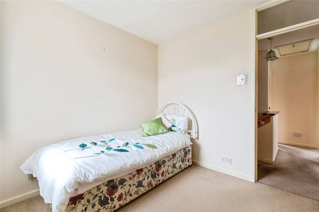Lumsden Close, Coventry, West Midlands, CV2, photo 13