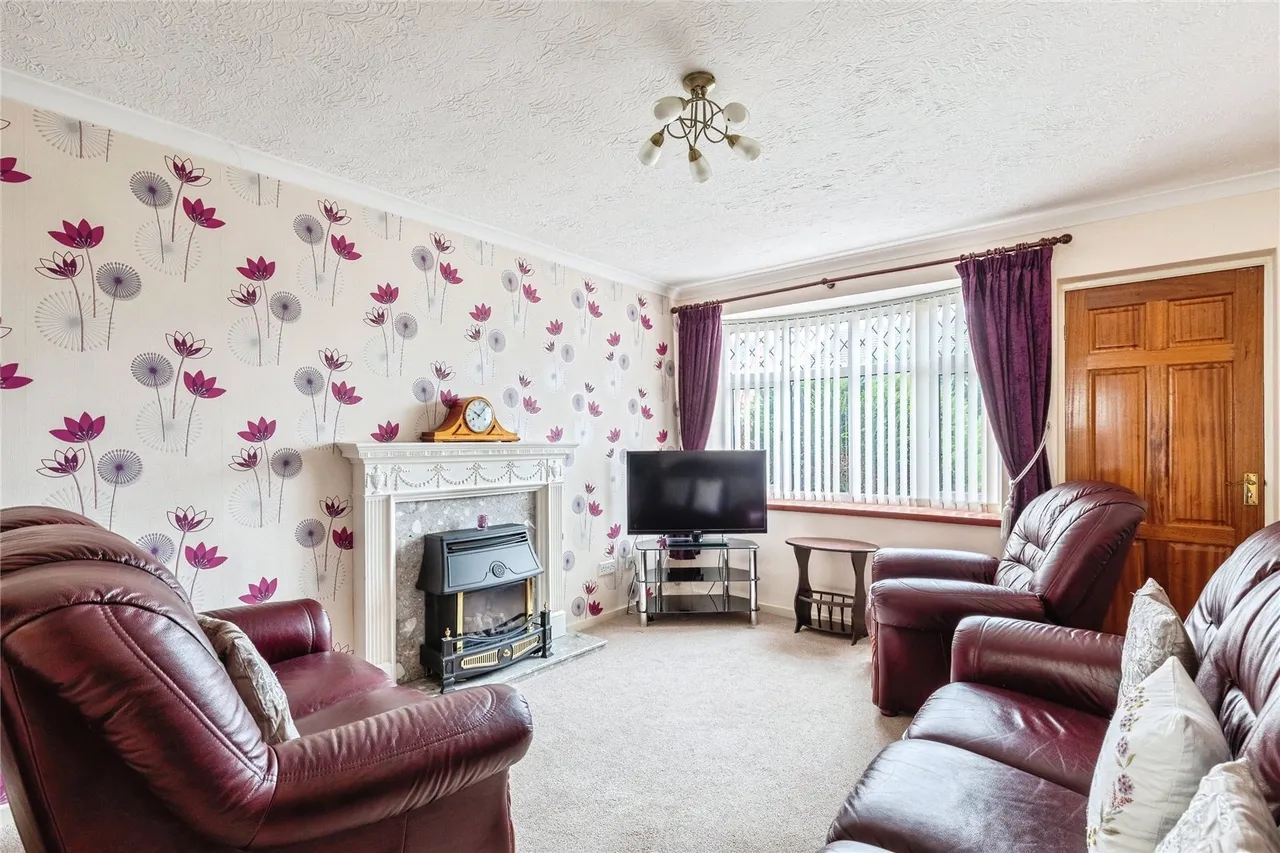 Lumsden Close, Coventry, West Midlands, CV2, photo 2