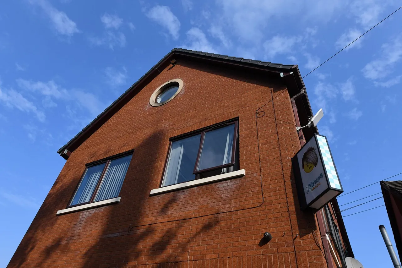 Bury New Road, Prestwich, M25, photo 6