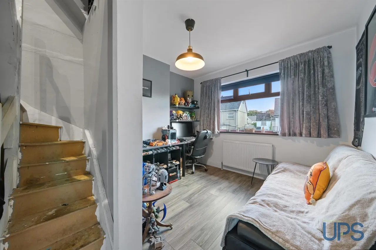 Upper Dunmurry Lane, Belfast, BT17, photo 13