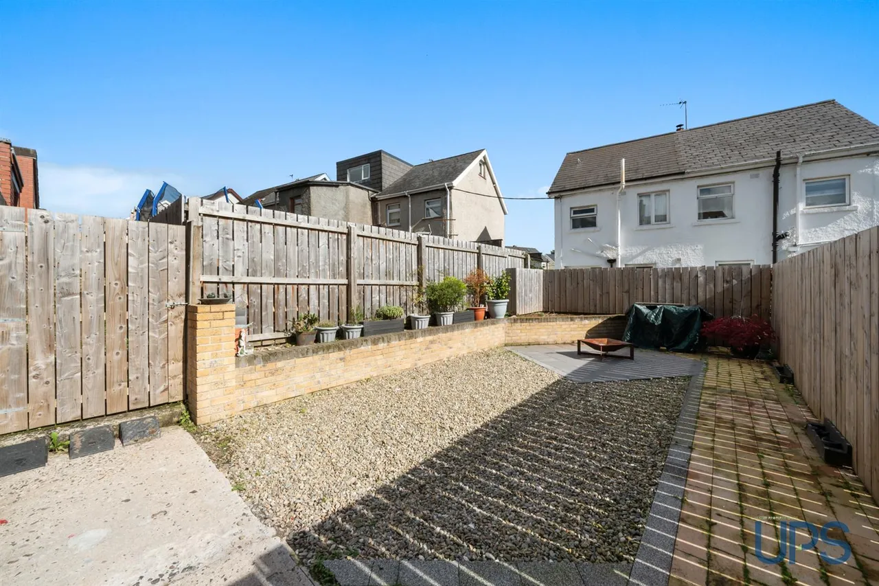 Upper Dunmurry Lane, Belfast, BT17, photo 2