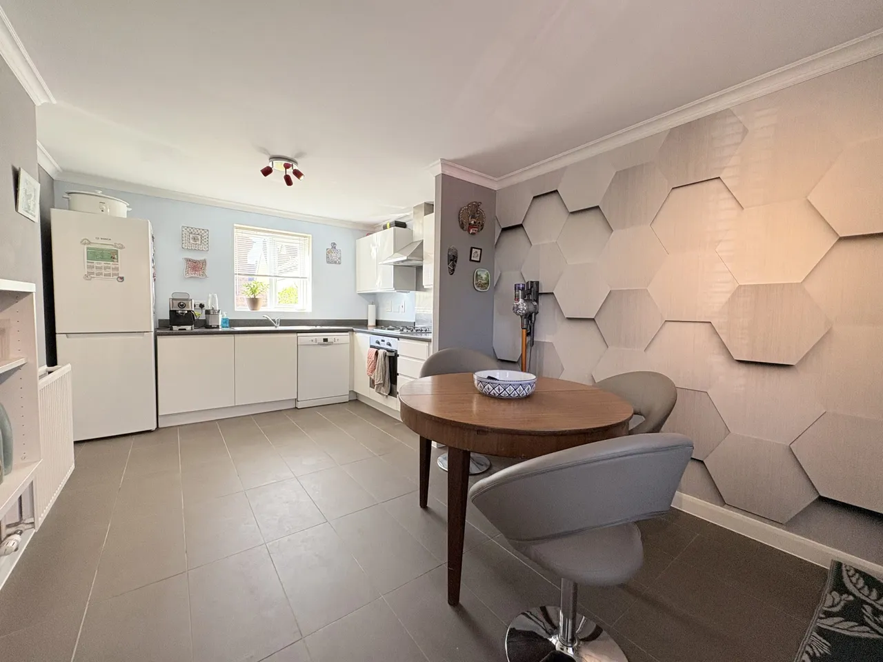 Lewis Close, Kempston, MK42, photo 6