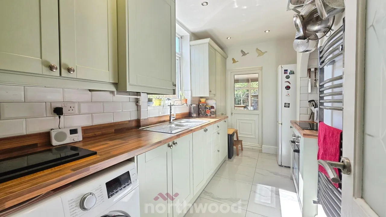 Harewood Road, Town Moor, DN2, photo 13