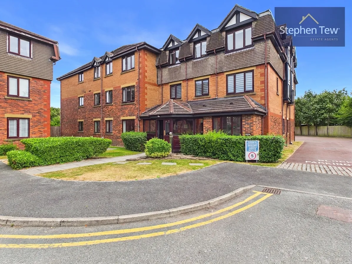 2 bed flat for sale, Windsor Court, Poulton-Le-Fylde, FY6