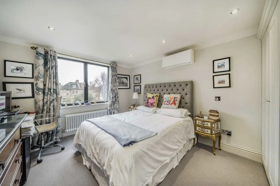 Lewin Road, SW16, photo 18