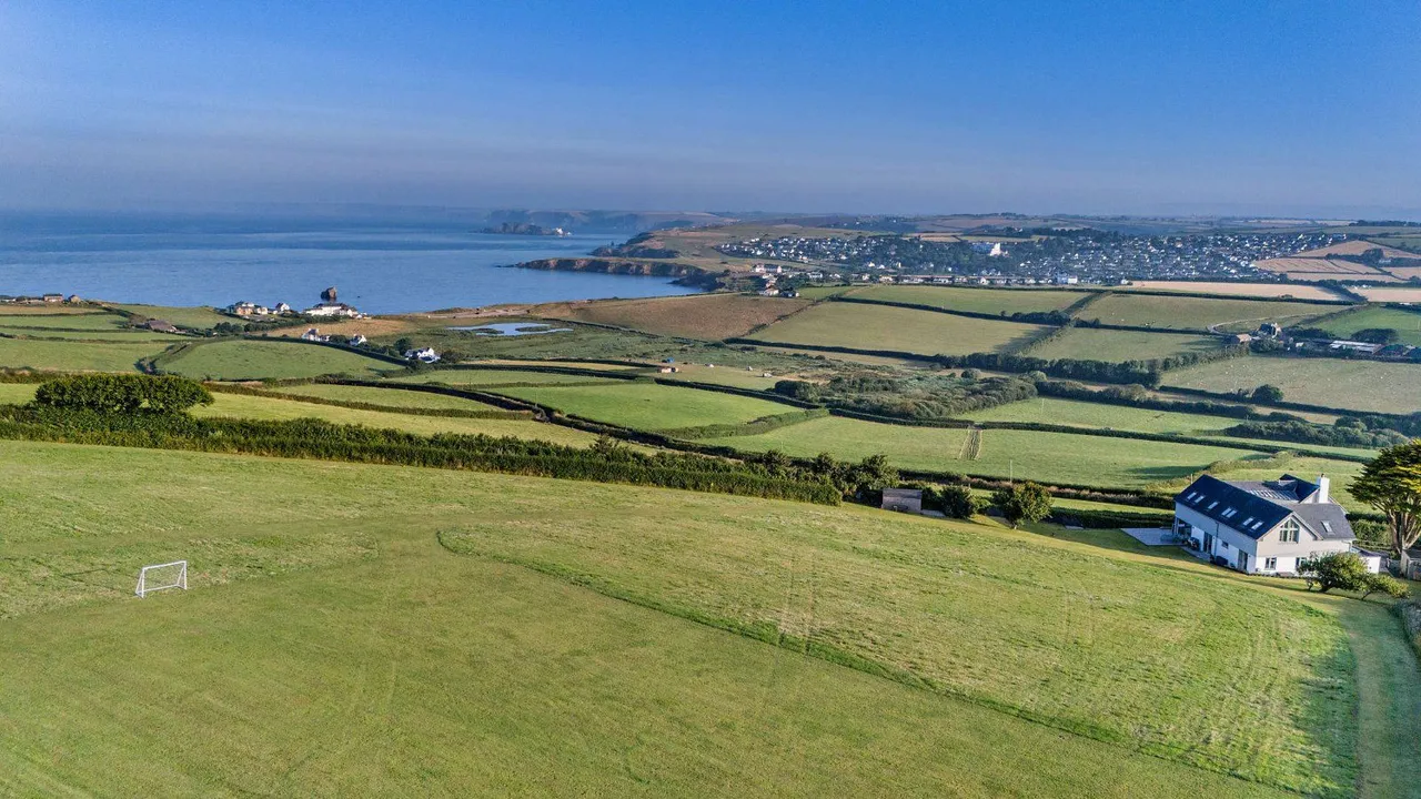 Near Thurlestone Sands, Kingsbridge, Devon, TQ7 3EL, photo 6