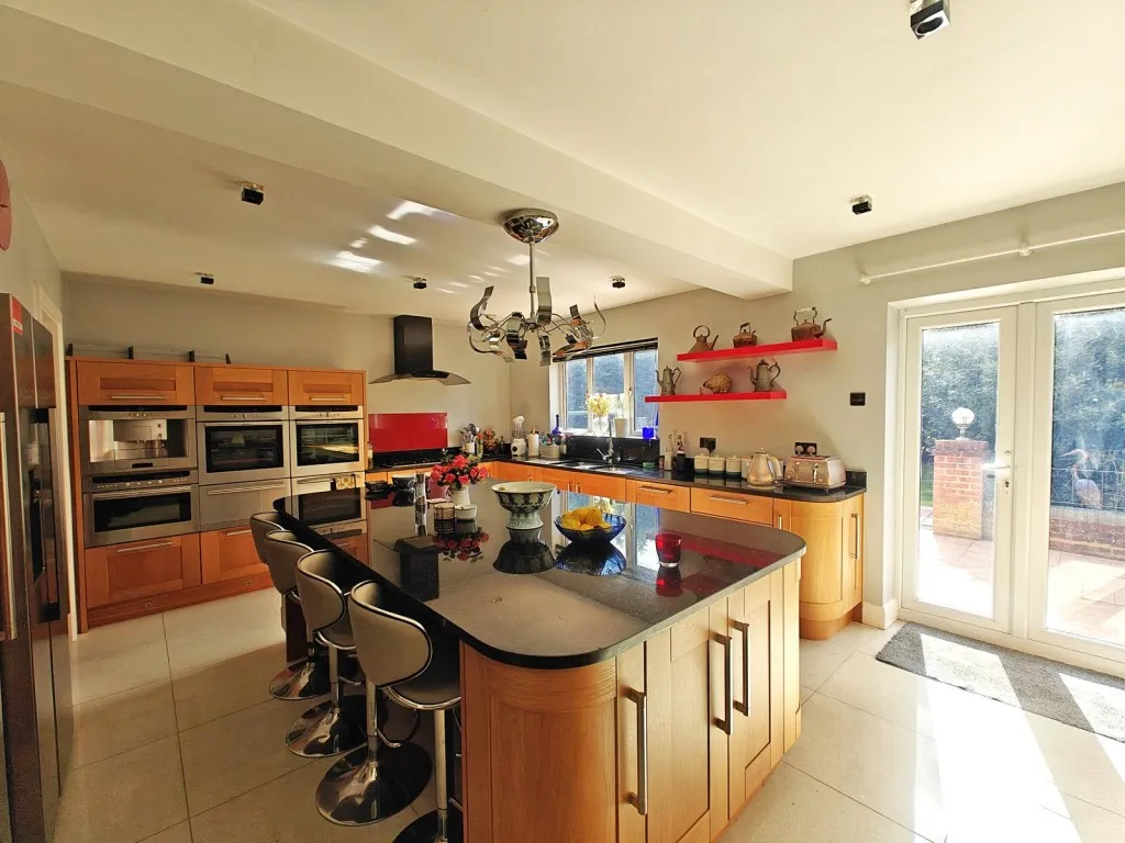 New Milton, Hampshire, photo 9