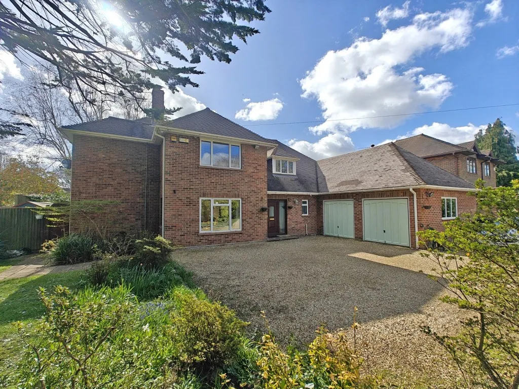 4 bed house for sale, New Milton, Hampshire