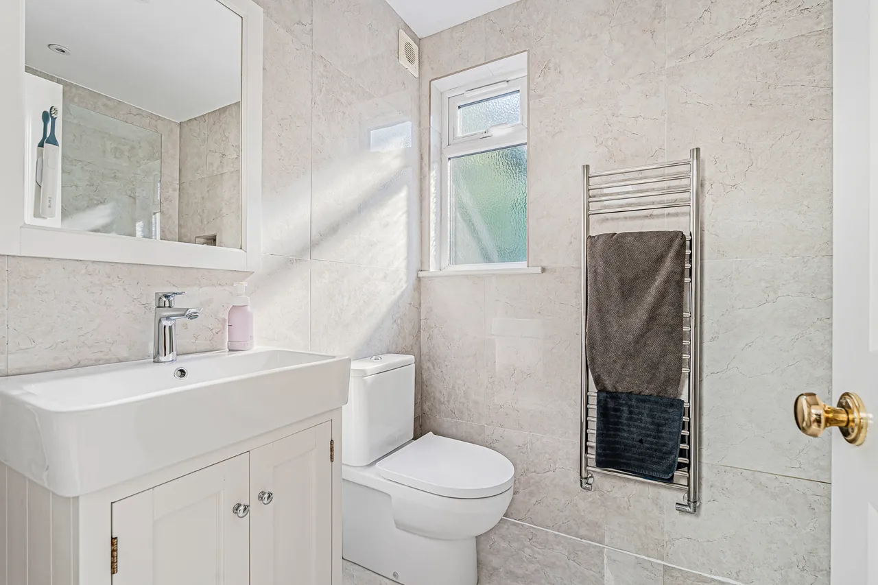 Croft Road, Godalming, GU7, photo 17