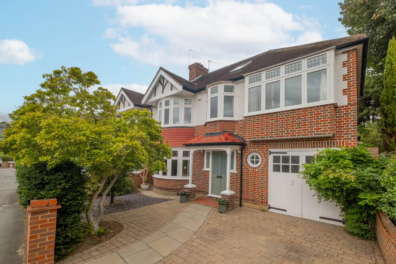 5 bed house for sale — Popes Avenue, Twickenham, TW2