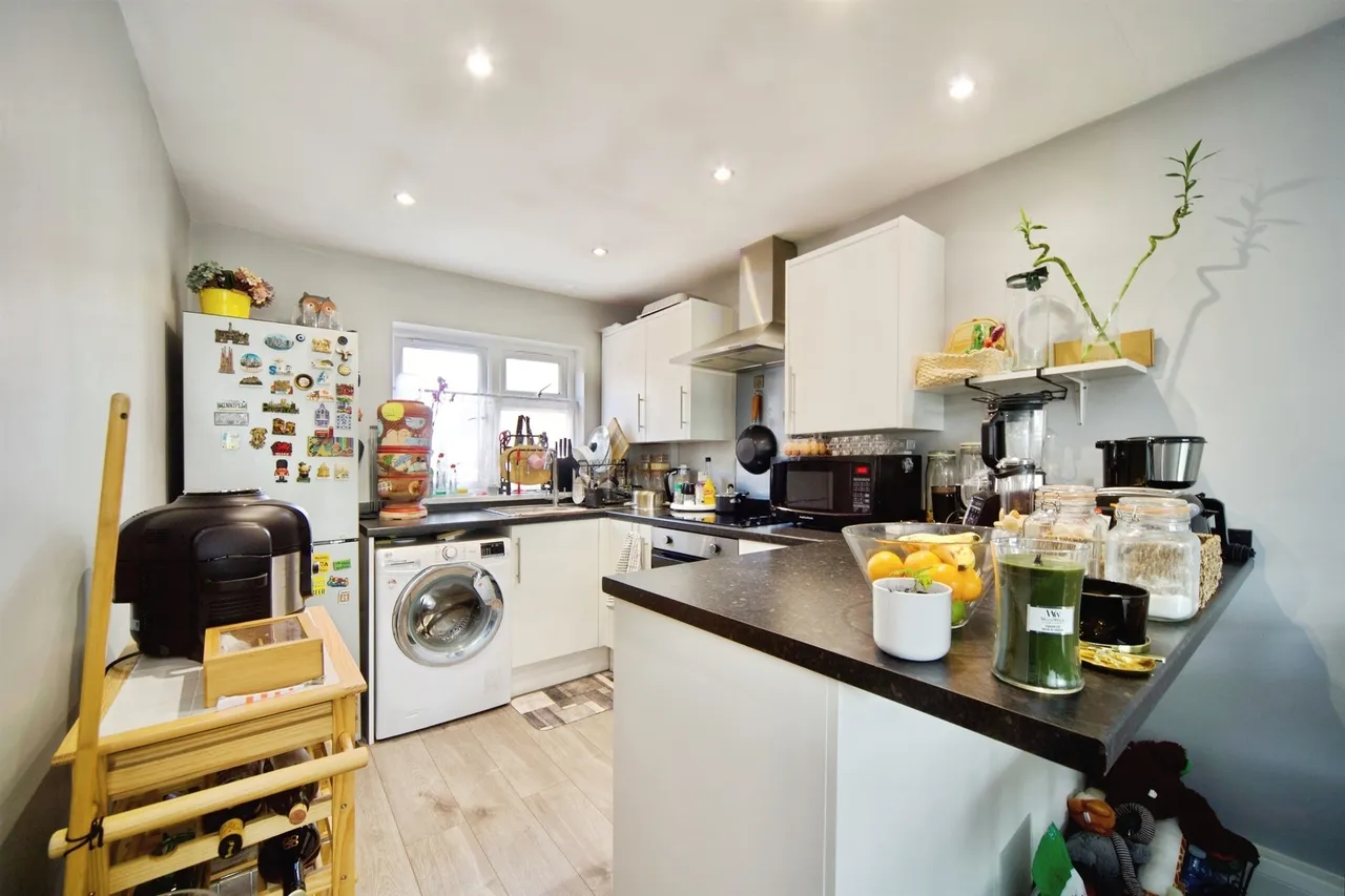 Rowan Drive, Broxbourne, photo 4