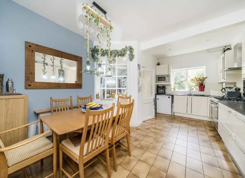 Percy Road, Hampton, TW12, photo 4