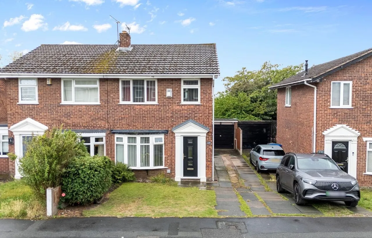 3 bed house for sale — Winchester Avenue, Great Sankey, Warrington, Warrington, WA5 1XY