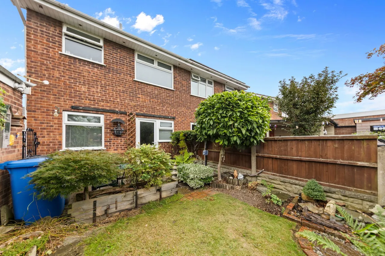 Winchester Avenue, Great Sankey, Warrington, Warrington, WA5 1XY, photo 9