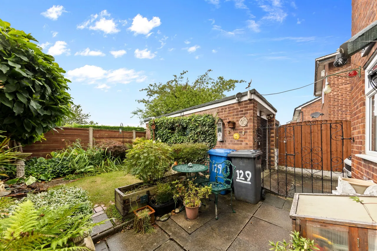 Winchester Avenue, Great Sankey, Warrington, Warrington, WA5 1XY, photo 8