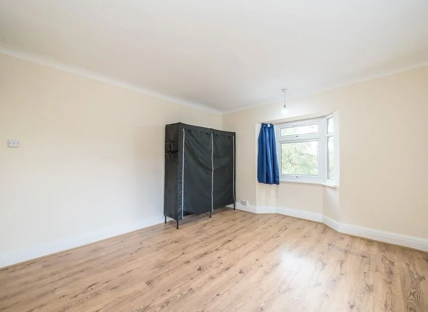 Great West Road, Isleworth, TW7, photo 5