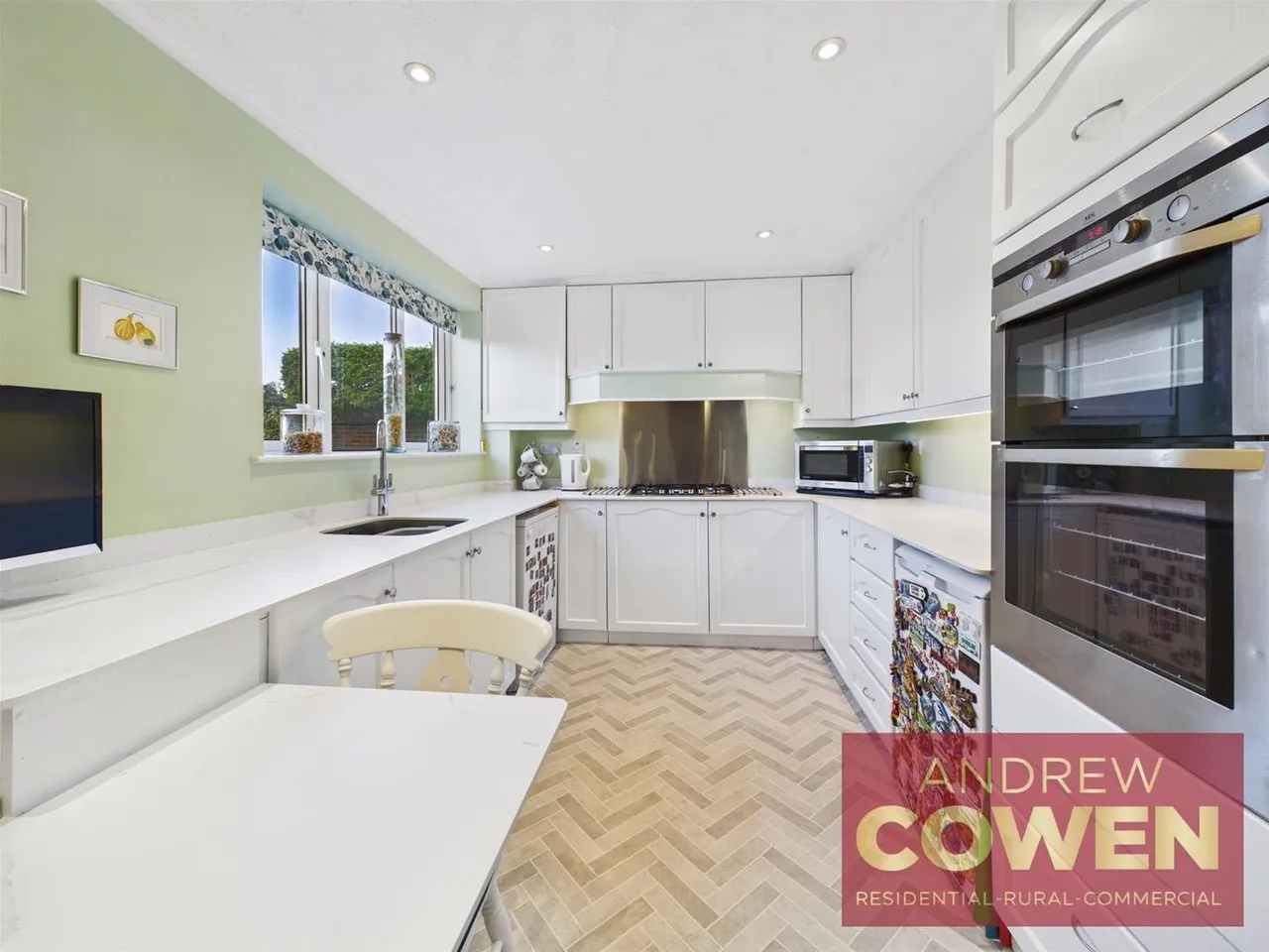 Hovingham Drive, Scarborough YO12 5DT, photo 4