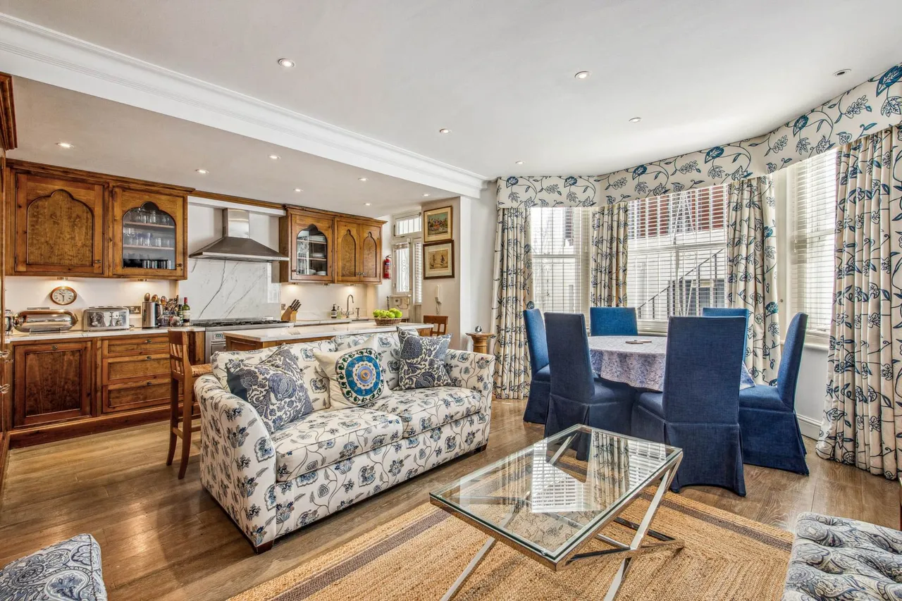 Cadogan Square, Chelsea, SW1X 0EA, photo 4