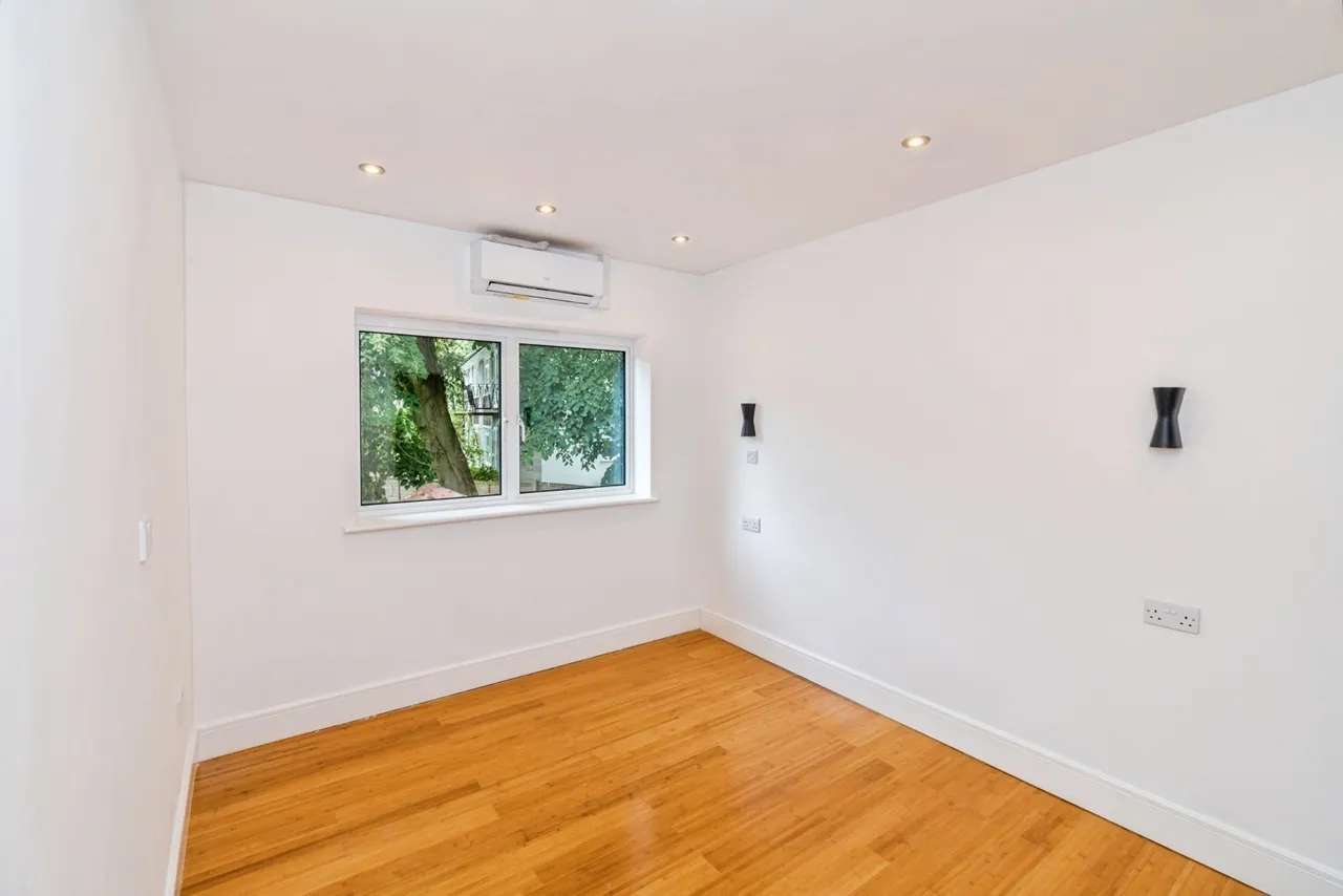 North Hill Close, Winchester, SO22, photo 19