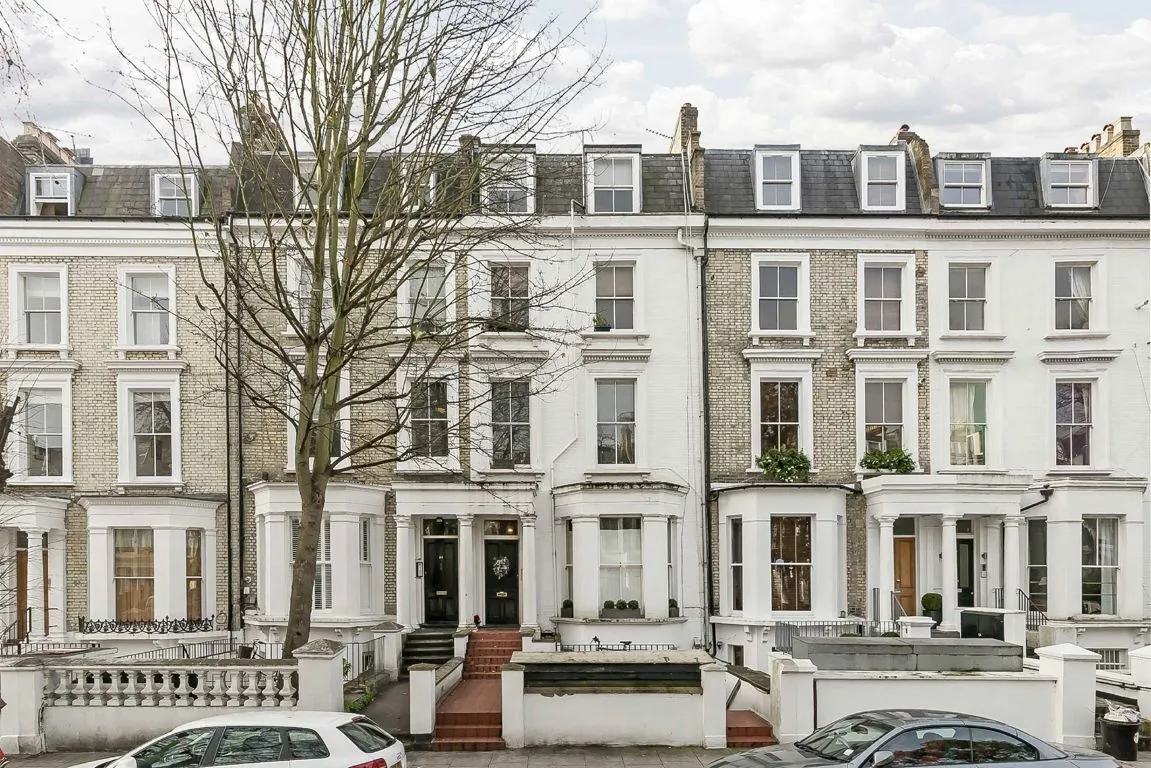 2 bed property to rent, Elsham Road, W14