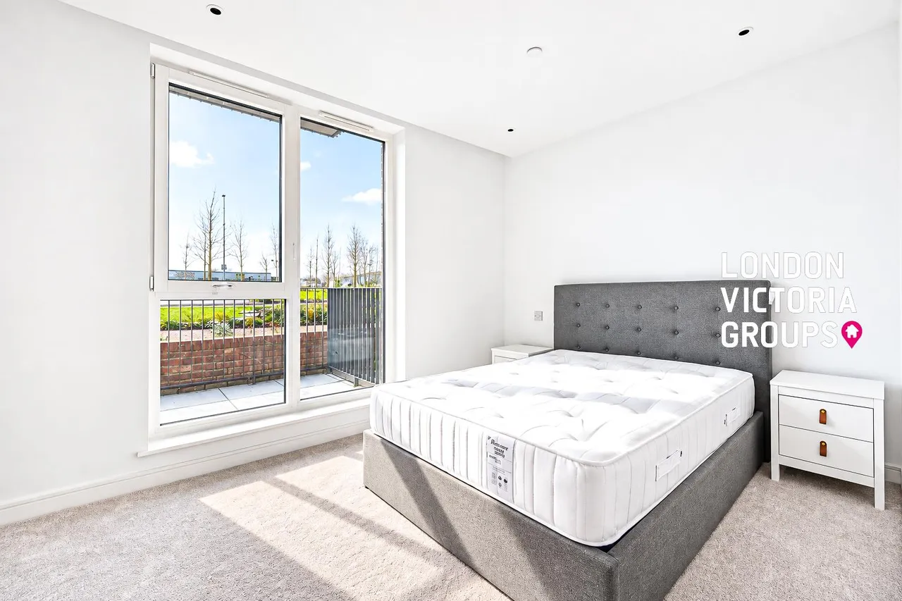 Cedrus Avenue, Southall, photo 5