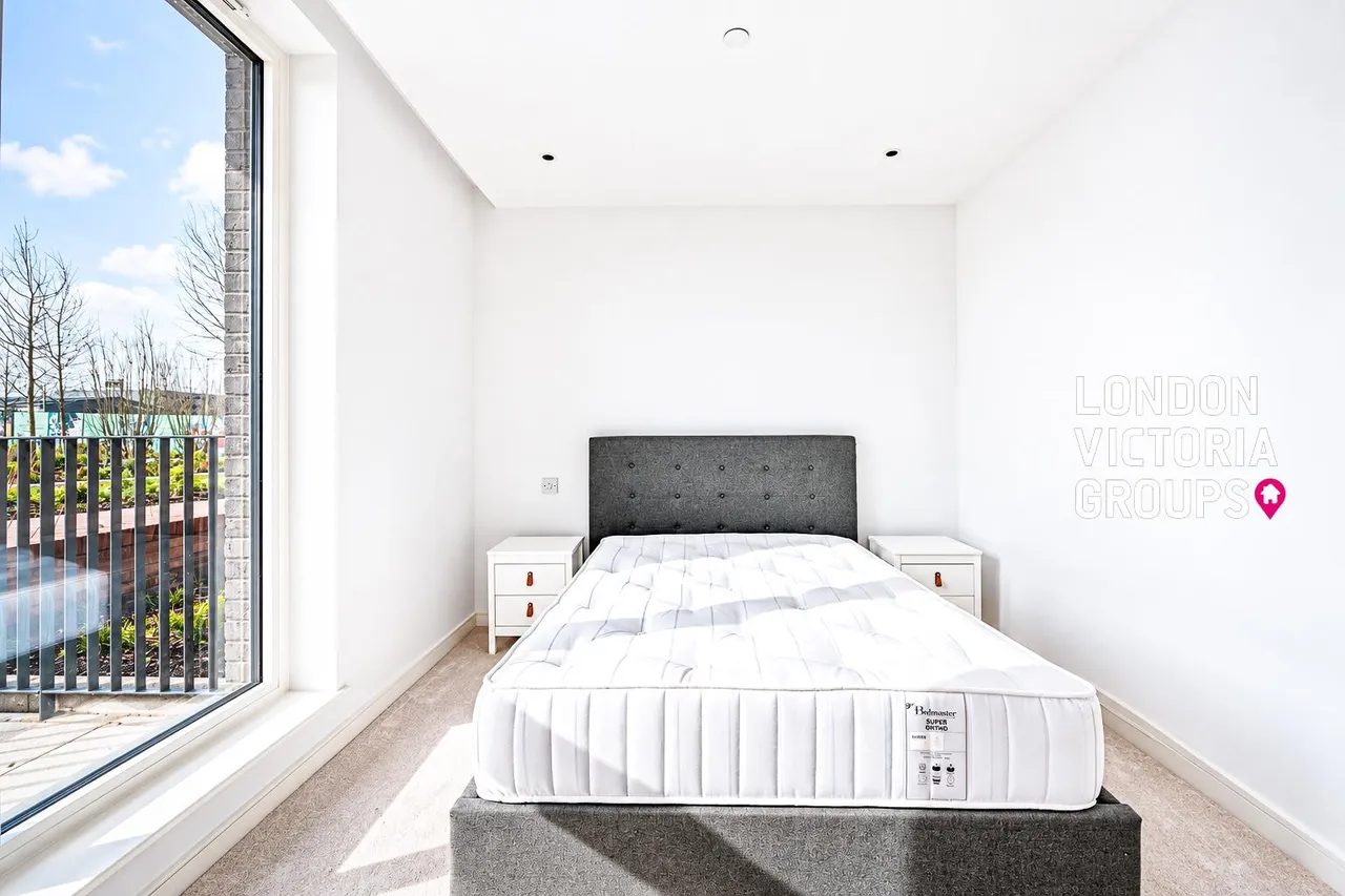 Cedrus Avenue, Southall, photo 6