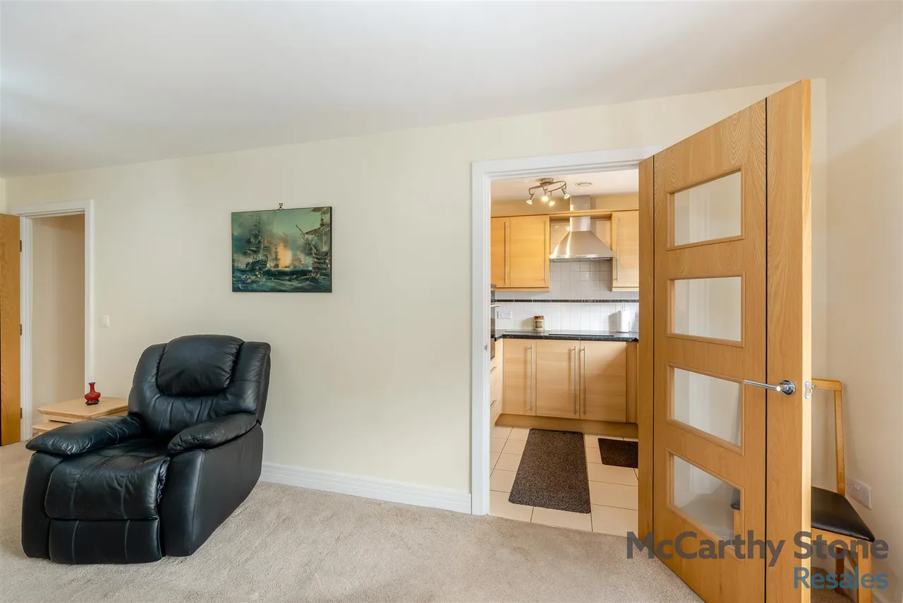 South Street, Atherstone, CV9, photo 8
